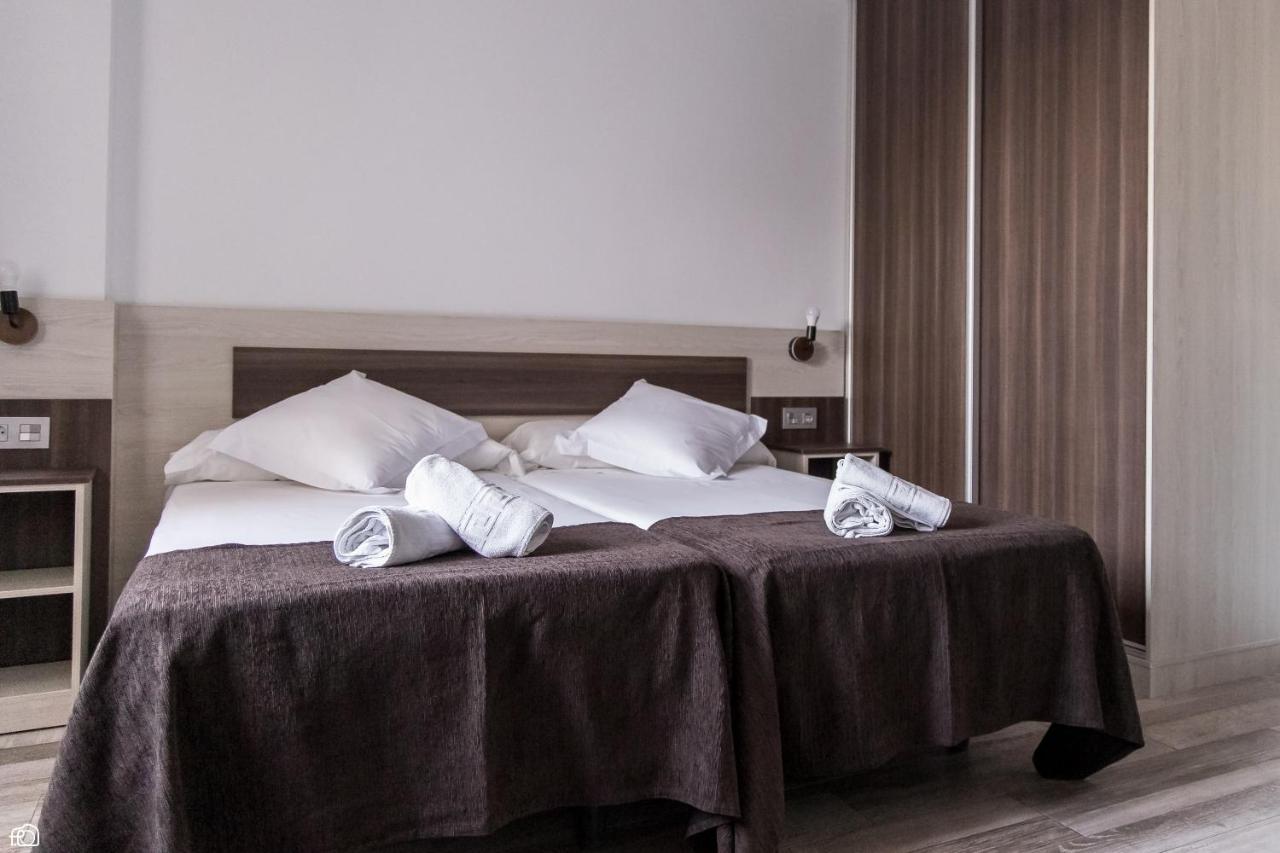 Meson Hostal La Cabana Medellin Ngoại thất bức ảnh