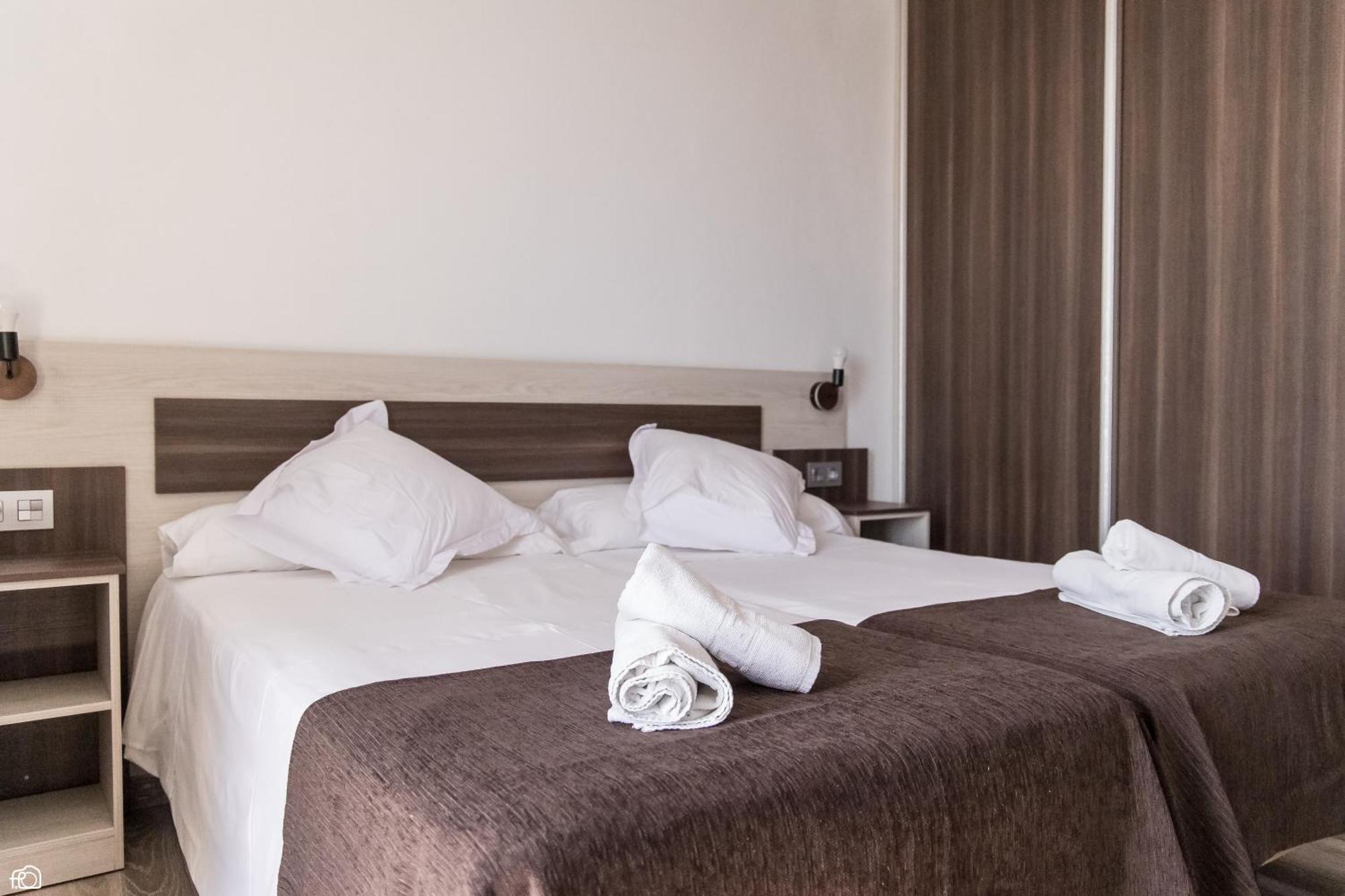 Meson Hostal La Cabana Medellin Ngoại thất bức ảnh