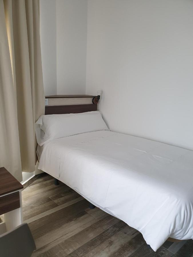 Meson Hostal La Cabana Medellin Ngoại thất bức ảnh